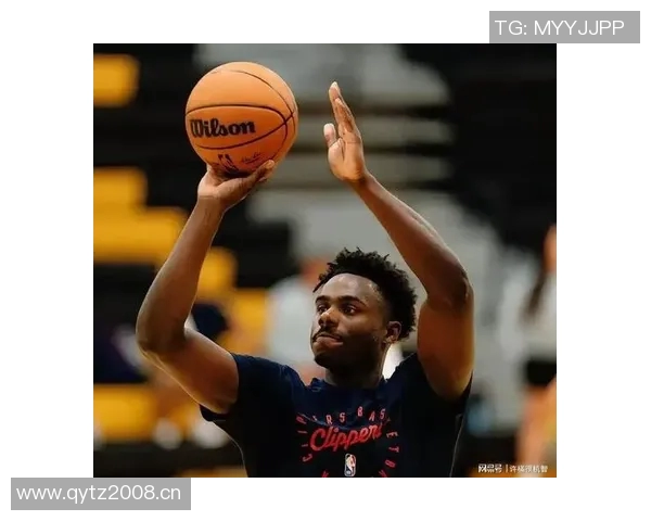 快船决定不执行科比布朗26至27赛季的479万球队选项