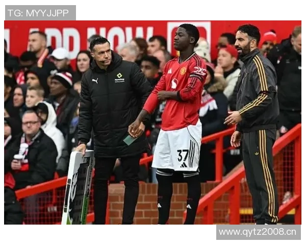 电讯报：梅努引发十多队关注曼联内部对其现状深感忧虑