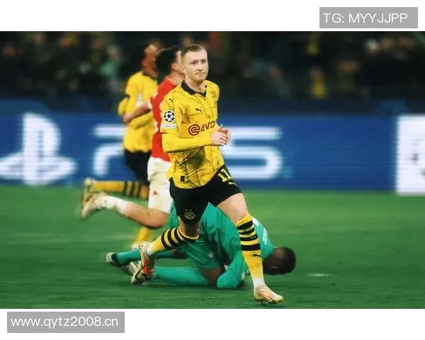 多特蒙德向球迷致敬免费赠送罗伊斯印号主场球衣活动启动